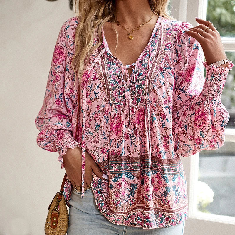 ANIKA I STIJLVOL BLOEMENBLOUSE